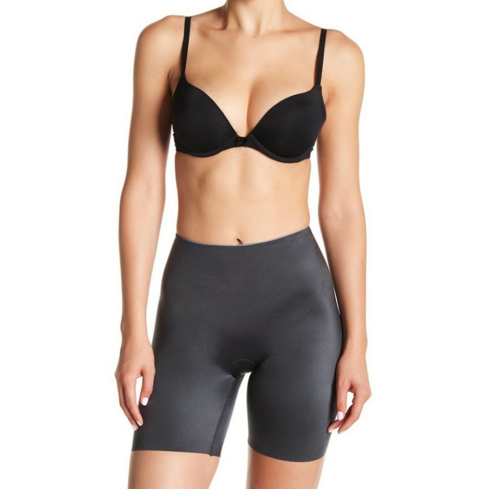 SPANX Mid-Thigh Gray Shorts Size XL